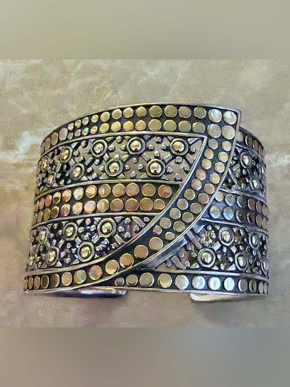 John Hardy Jaisalmer 18k and 925 Sterling Silver Dot Kick Cuff Bracelet